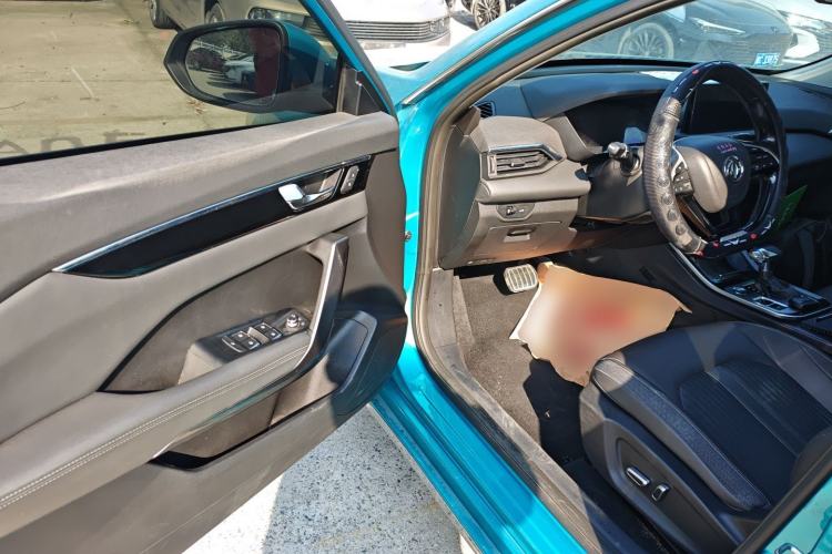 Used Dongfeng Aeolus Yixuan 2020 230T Automatic Advanced Edition Interior 3