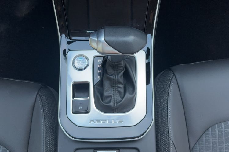 Used Dongfeng Aeolus Yixuan 2020 230T Automatic Advanced Edition Interior 7