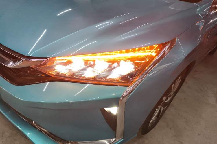 Used Dongfeng Aeolus Yixuan 2020 230T Automatic Cool Edition Left Front Headlight