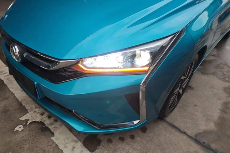 Used Dongfeng Aeolus Yixuan 2020 230T Automatic Advanced Edition Left Front Headlight