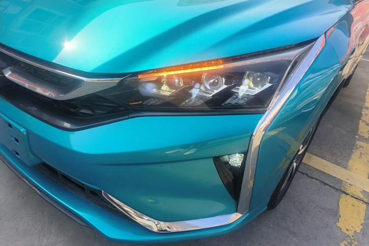 Used Dongfeng Aeolus Yixuan 2020 230T Automatic Cool Edition Left Front Headlight