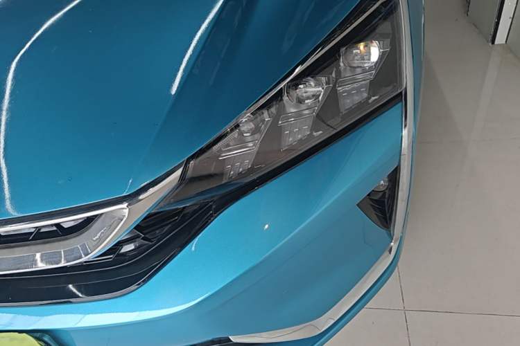 Used Dongfeng Aeolus Yixuan 2020 230T Automatic Cool Edition Left Front Headlight