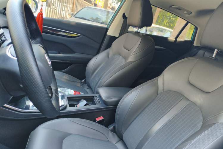 Used Dongfeng Aeolus Yixuan 2020 230T Automatic Advanced Edition Left Front Seat