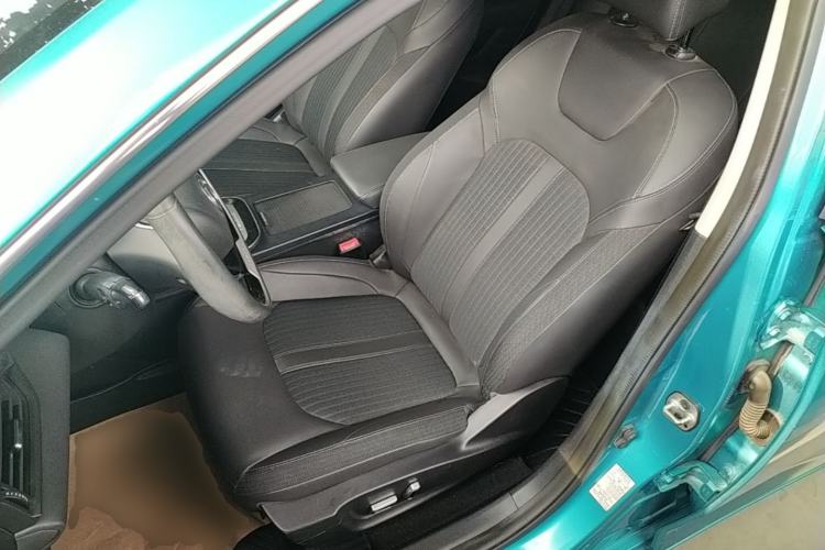 Used Dongfeng Aeolus Yixuan 2020 230T Automatic Advanced Edition Left Front Seat