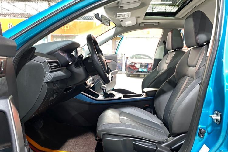 Used Dongfeng Aeolus Yixuan 2020 230T Automatic Dazzle Track Edition Left Front Seat