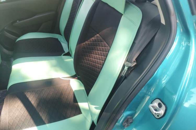 Used Dongfeng Aeolus Yixuan 2020 230T Automatic Advanced Edition Left Rear Seat