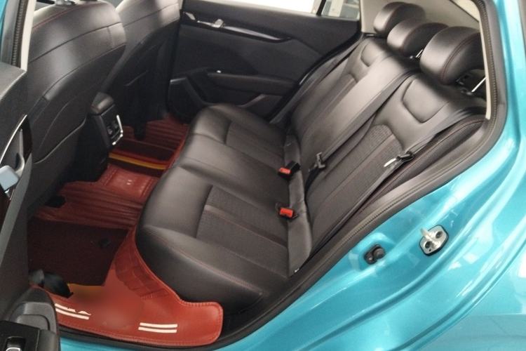 Used Dongfeng Aeolus Yixuan 2020 230T Automatic Dazzle Track Edition Left Rear Seat