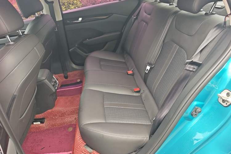 Used Dongfeng Aeolus Yixuan 2020 230T Automatic Cool Edition Left Rear Seat