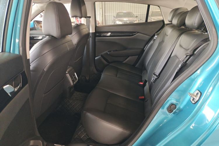 Used Dongfeng Aeolus Yixuan 2020 230T Automatic Advanced Edition Left Rear Seat