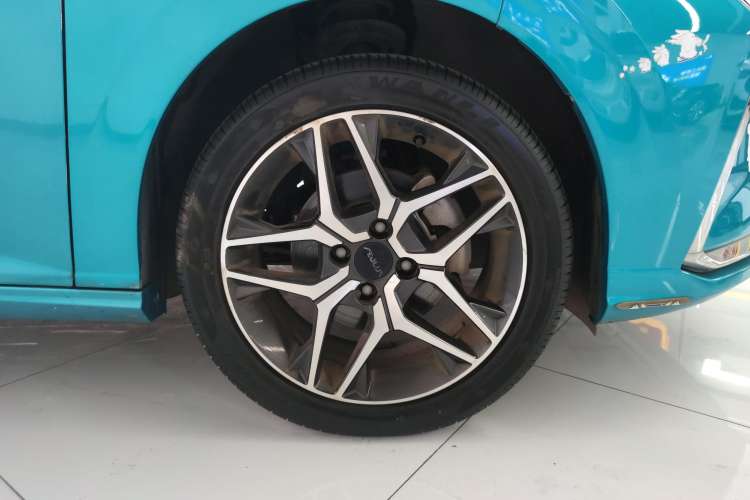 Used Dongfeng Aeolus Yixuan 2020 230T Automatic Dazzle Track Edition Left Rear Wheel Hub