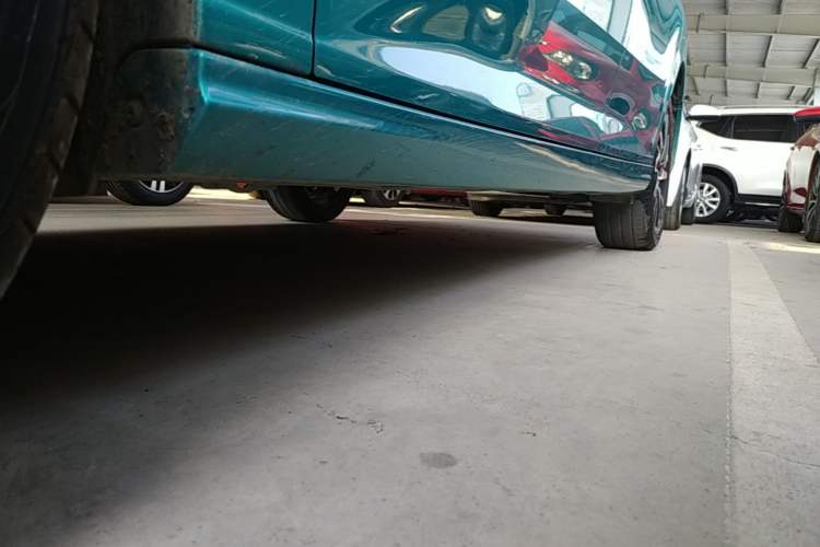 Used Dongfeng Aeolus Yixuan 2020 230T Automatic Advanced Edition Left Side Sill