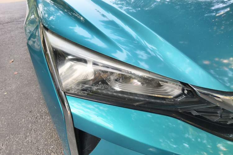 Used Dongfeng Aeolus Yixuan 2020 230T Automatic Advanced Edition Right Front Headlight