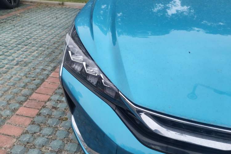 Used Dongfeng Aeolus Yixuan 2020 230T Automatic Cool Edition Right Front Headlight