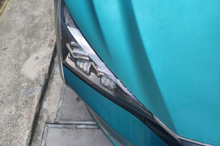 Used Dongfeng Aeolus Yixuan 2020 230T Automatic Cool Edition Right Front Headlight