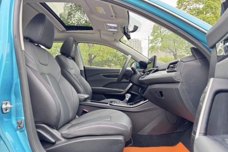 Used Dongfeng Aeolus Yixuan 2020 230T Automatic Advanced Edition Right Front Seat