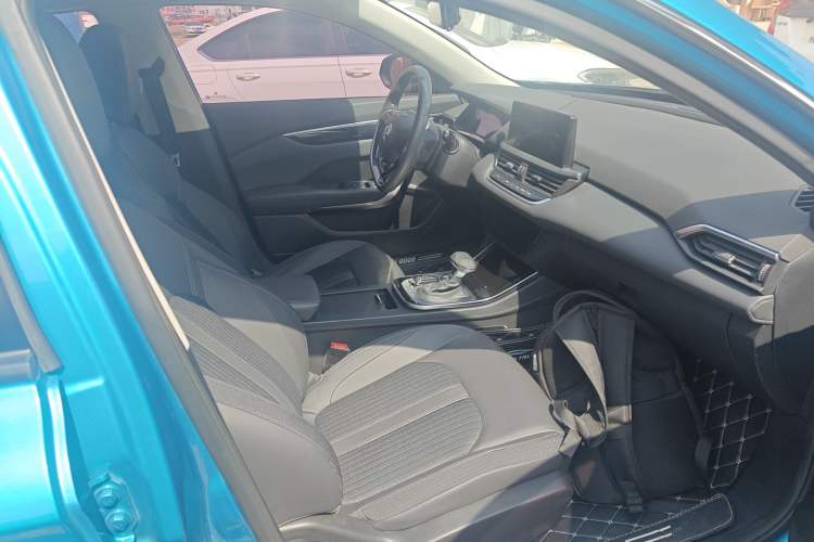 Used Dongfeng Aeolus Yixuan 2020 230T Automatic Advanced Edition Right Front Seat