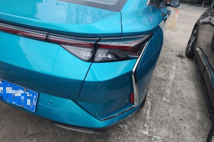 Used Dongfeng Aeolus Yixuan 2020 230T Automatic Advanced Edition Right Rear Taillight