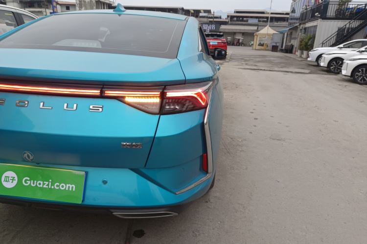 Used Dongfeng Aeolus Yixuan 2020 230T Automatic Cool Edition Right Rear Taillight