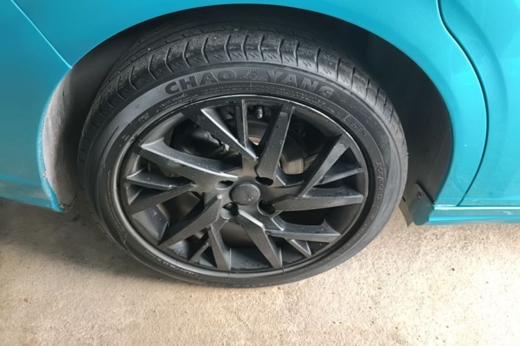 Used Dongfeng Aeolus Yixuan 2020 230T Automatic Cool Edition Right Rear Wheel Hub
