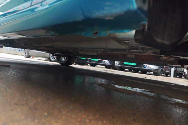 Used Dongfeng Aeolus Yixuan 2020 230T Automatic Advanced Edition Right Side Sill