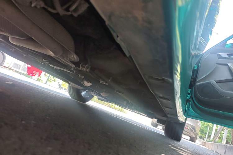 Used Dongfeng Aeolus Yixuan 2020 230T Automatic Cool Edition Right Side Sill
