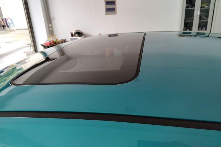 Used Dongfeng Aeolus Yixuan 2020 230T Automatic Dazzle Track Edition Roof