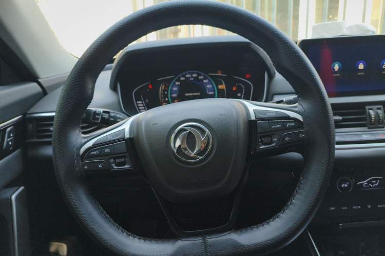 Used Dongfeng Aeolus Yixuan 2020 230T Automatic Advanced Edition Steering Wheel