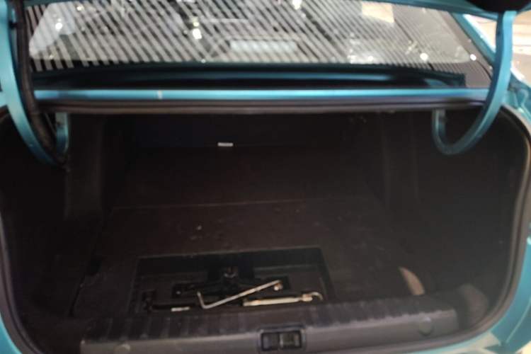 Used Dongfeng Aeolus Yixuan 2020 230T Automatic Advanced Edition Trunk