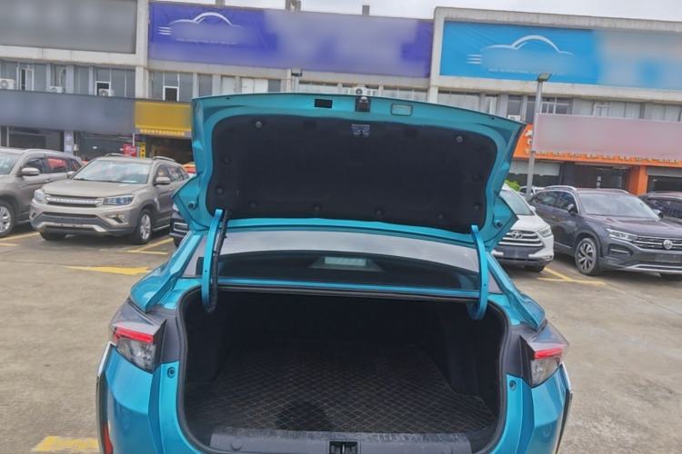 Used Dongfeng Aeolus Yixuan 2020 230T Automatic Advanced Edition Trunk