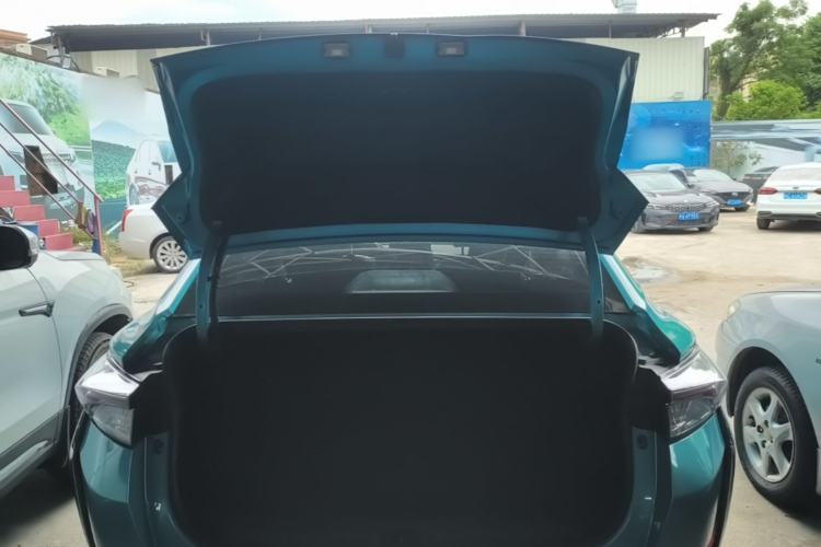 Used Dongfeng Aeolus Yixuan 2020 230T Automatic Cool Edition Trunk