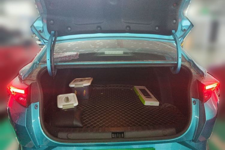 Used Dongfeng Aeolus Yixuan 2020 230T Automatic Cool Edition Trunk