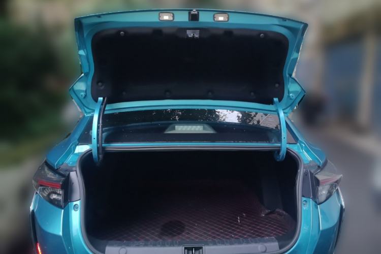 Used Dongfeng Aeolus Yixuan 2020 230T Automatic Advanced Edition Trunk