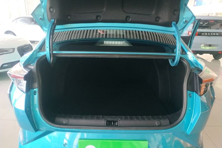 Used Dongfeng Aeolus Yixuan 2020 230T Automatic Cool Edition Trunk