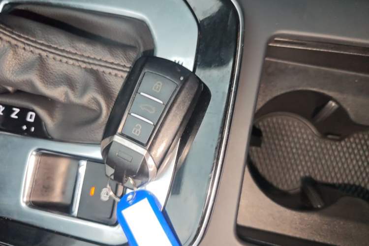 Used Dongfeng Aeolus Yixuan 2020 230T Automatic Advanced Edition Vehicle Key