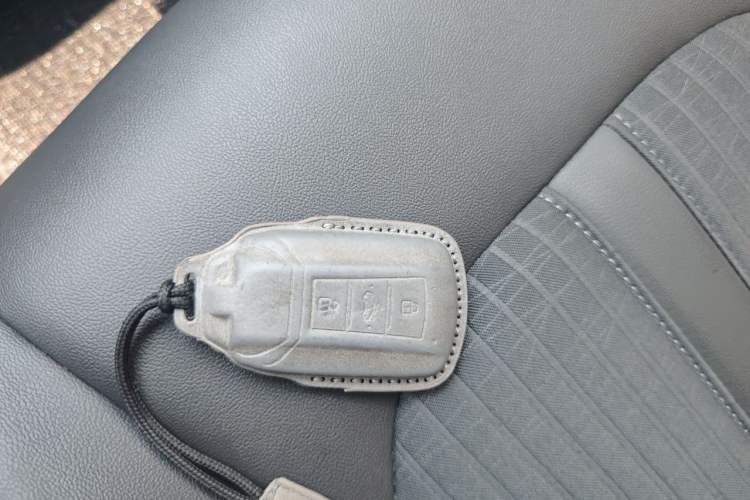 Used Dongfeng Aeolus Yixuan 2020 230T Automatic Advanced Edition Vehicle Key