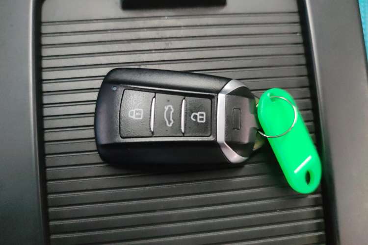 Used Dongfeng Aeolus Yixuan 2020 230T Automatic Dazzle Track Edition Vehicle Key