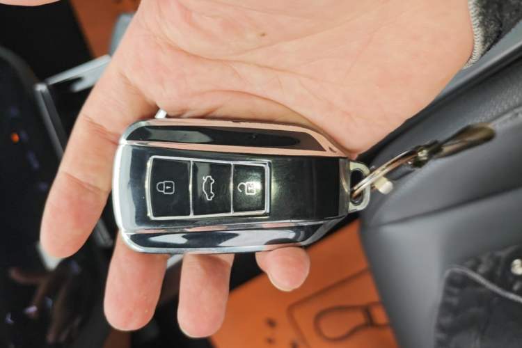 Used Dongfeng Aeolus Yixuan 2020 230T Automatic Advanced Edition Vehicle Key