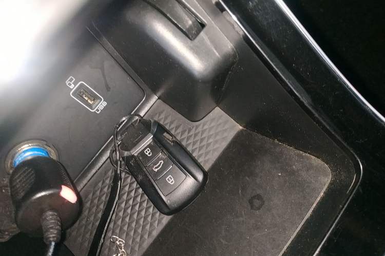 Used Dongfeng Aeolus Yixuan 2020 230T Automatic Cool Edition Vehicle Key