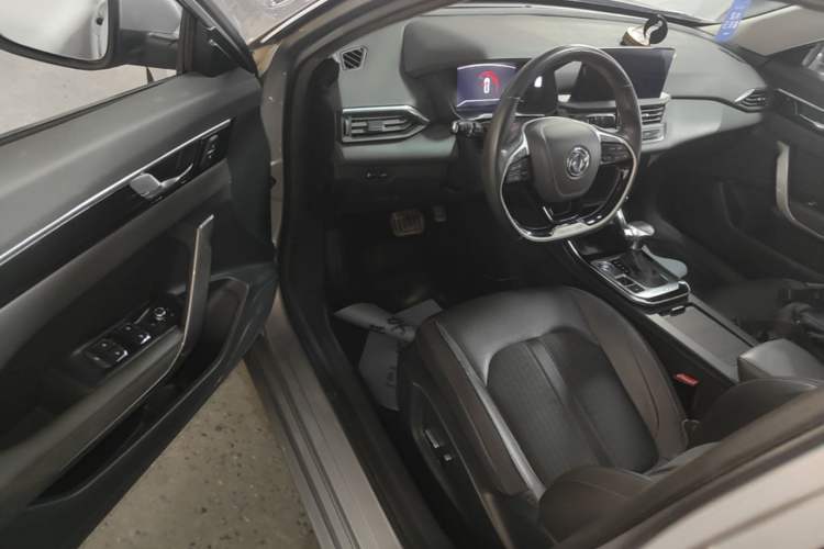 Used Dongfeng Aeolus Yixuan 2020 230T Automatic Cool Edition Driver Seat