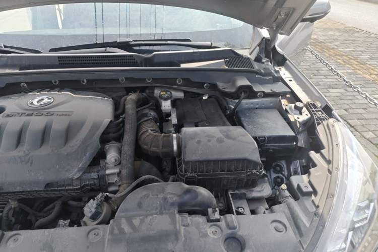 Used Dongfeng Aeolus Yixuan 2020 230T Automatic Cool Edition Engine Bay Left