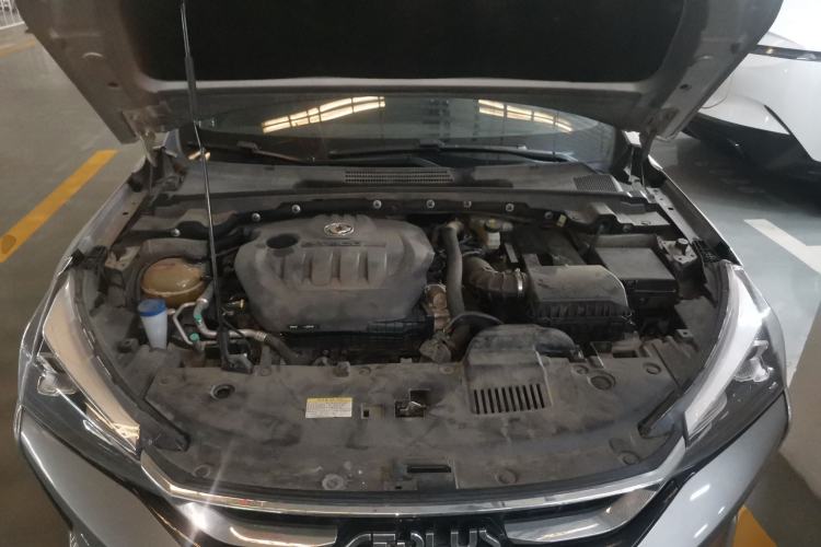 Used Dongfeng Aeolus Yixuan 2020 230T Automatic Dazzle Track Edition Engine Bay