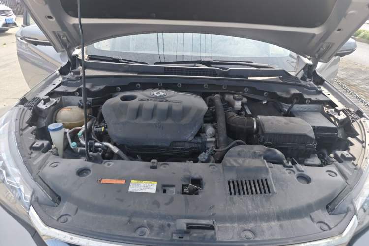 Used Dongfeng Aeolus Yixuan 2020 230T Automatic Cool Edition Engine Bay