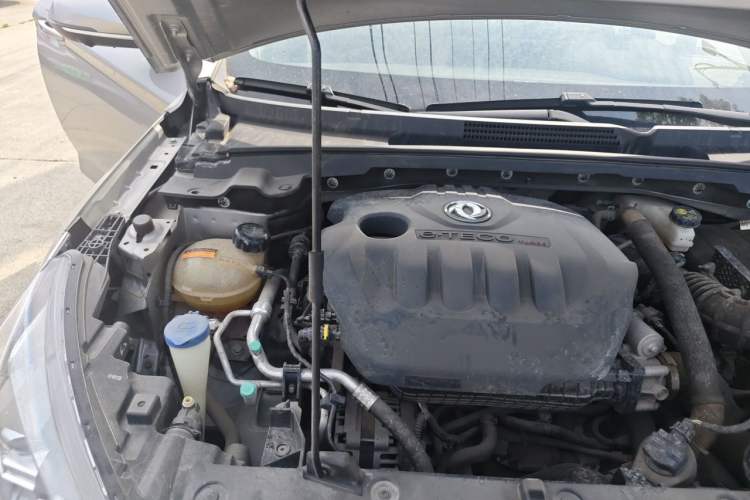 Used Dongfeng Aeolus Yixuan 2020 230T Automatic Cool Edition Engine Bay Right