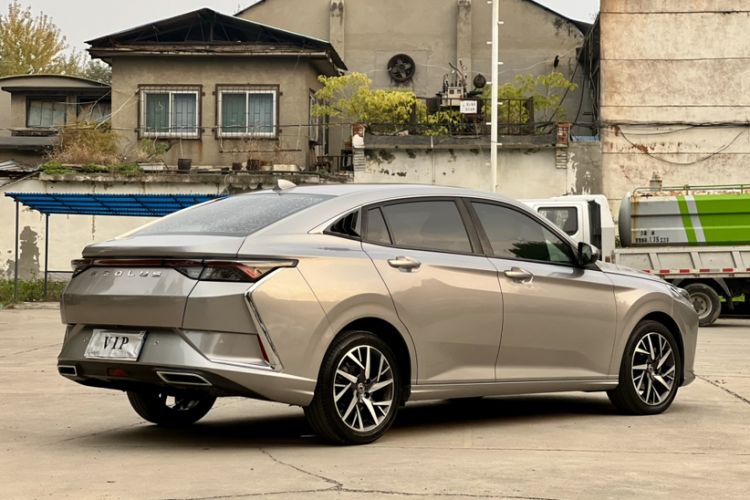 Used Dongfeng Aeolus Yixuan 2020 230T Automatic Advanced Edition Exterior 3