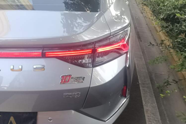 Used Dongfeng Aeolus Yixuan 2020 230T Automatic Advanced Edition Exterior 3