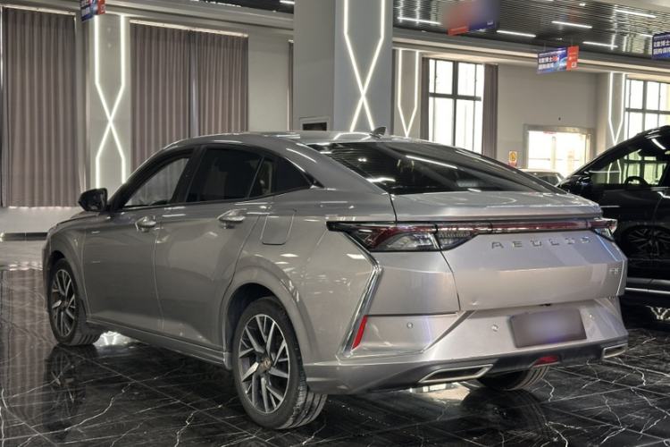 Used Dongfeng Aeolus Yixuan 2020 230T Automatic Cool Edition Exterior 4