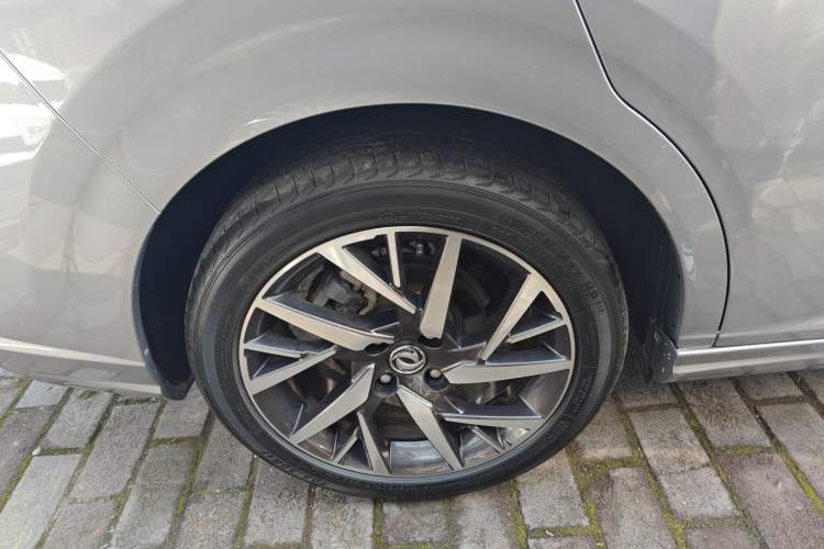 Used Dongfeng Aeolus Yixuan 2020 230T Automatic Cool Edition Exterior 8