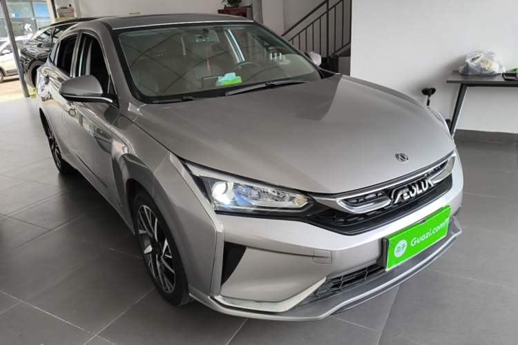 Used Dongfeng Aeolus Yixuan 2020 230T Automatic Dazzle Track Edition Front Right 45 Deg