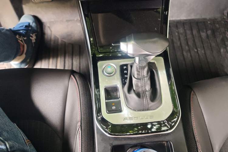Used Dongfeng Aeolus Yixuan 2020 230T Automatic XuanYao Track Rider Edition Gear Lever