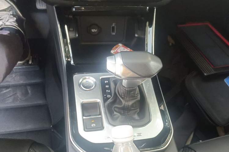 Used Dongfeng Aeolus Yixuan 2020 230T Automatic Advanced Edition Gear Lever